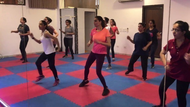 'Zumba Dance Workout For Weight Loss | Ladies Fitness'