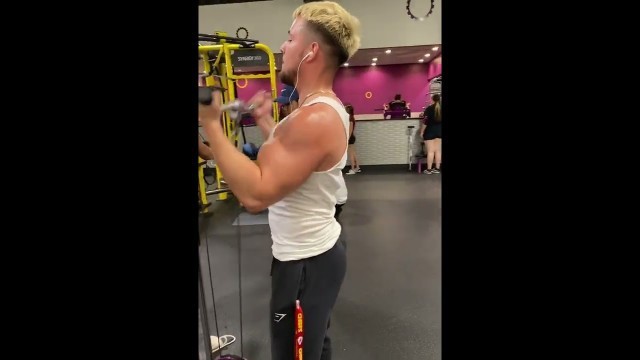 'Do this workout for bicep pump 