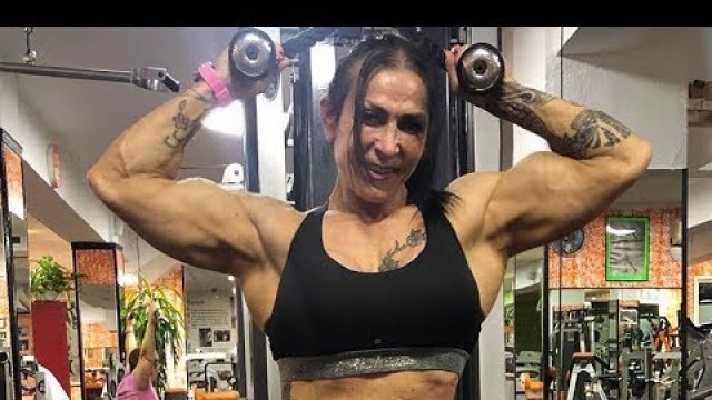 'Ripped Muscle Girl | Fbb Workout | Female Fitness Club | Paloma Parra'