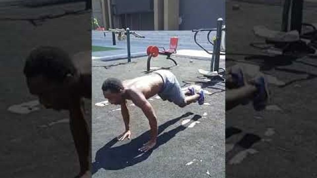 'Calisthenics Explosive Training#shorts #motivation#fitness'