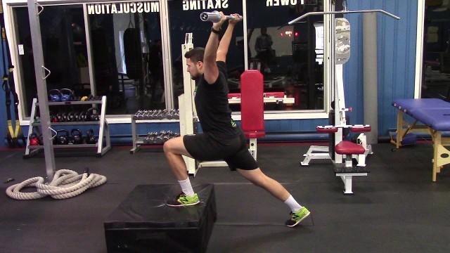 'Arraché atterrissage en fente sur boîte/Snatch Lunge Landing on a Box'