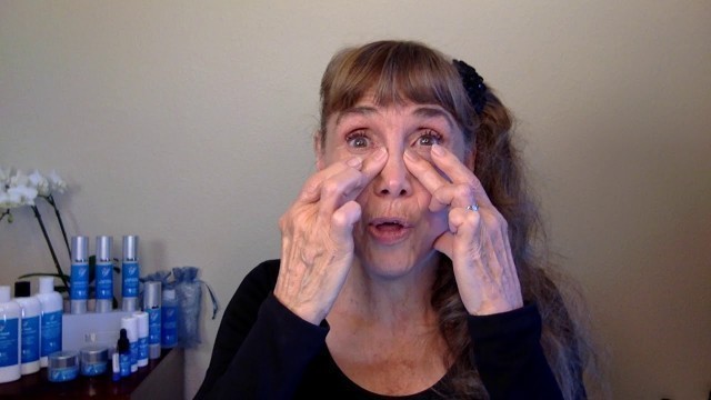 'Simple Eye Massage - Facial Exercise Technique by Carolyn\'s Facial Fitness'