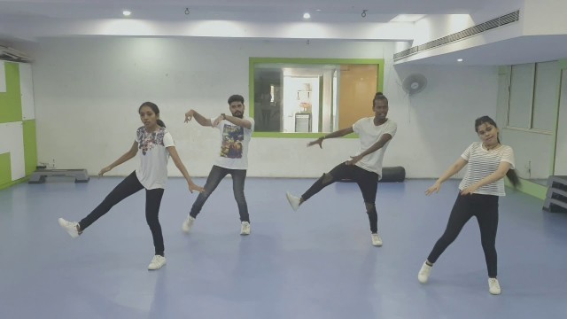 'Apna Time Aayega REGENCY Dance $ Fitness'