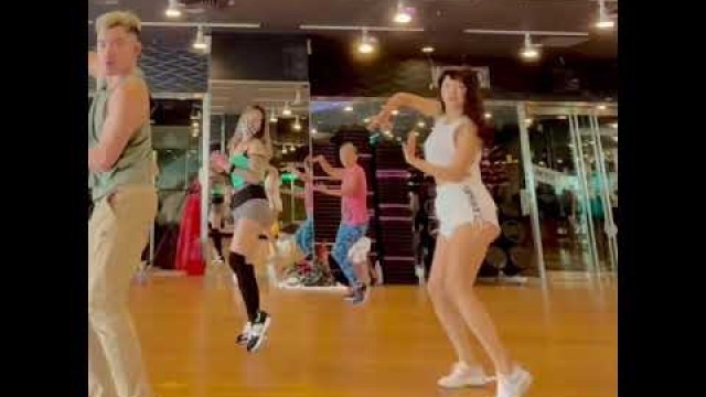 'NMIXX-DICE #dance #fitness #fit #gym #music #kpop #fun #happy #shorts #short #shortsvideo #style'