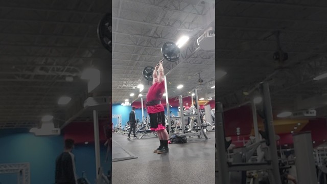 'Fitness Connection NW Houston: 135 lb french press'