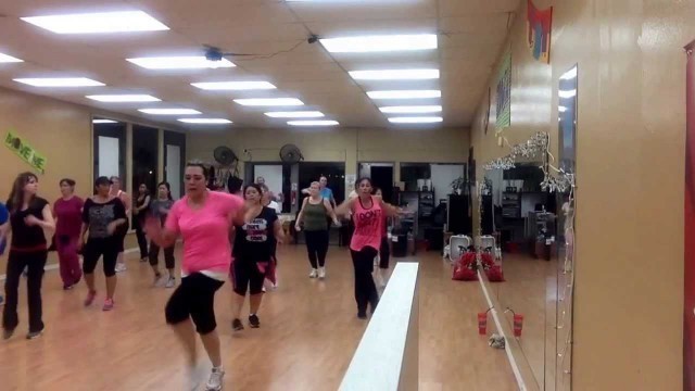 '\"Dancando Lambada\" Zumba Fitness with Dina Hunter at Perla Fitness & Dance Studio in Stockton Ca 11/'