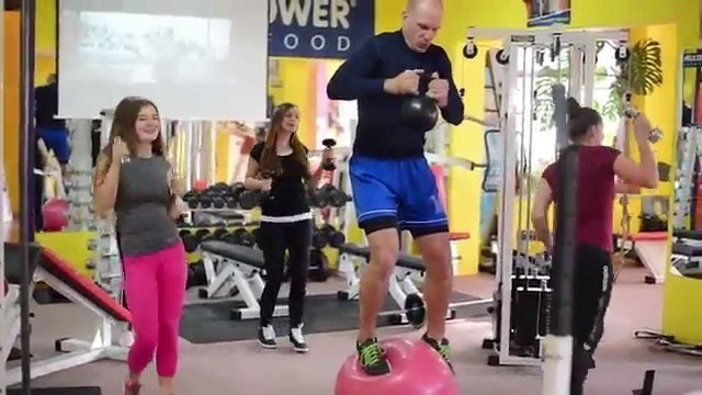 'Pharrell Williams - Happy ( Fitness Centar \"Fit For Fun\" Zupanja, Croatia )'