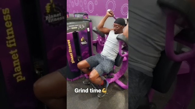 'time to put in work @GLS gaming #workout #planetfitness #abs'