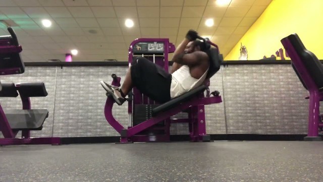 'Abs Day Workout at Las Vegas Planet Fitness 2022'