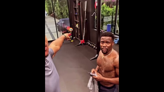 'Kevin Hart gym instructor tells him to go get on baby weights