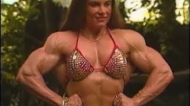 'Female Bodybuilder Zuzana Korinkova - V308 Video Preview 2'