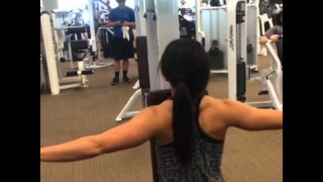 'Sarah Bowmar Shoulder Workout'