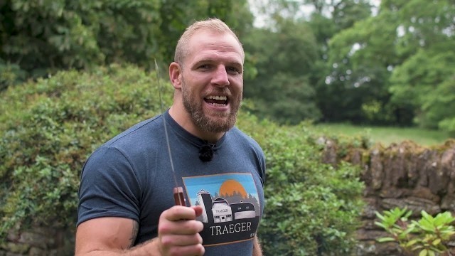 'Cooking Curried Turkey Burgers with James Haskell - Traeger Grills UK'