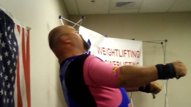 '25 July 2010 - Keystone Games at Vision Fitness - 3rd attempt - 722 lbs'