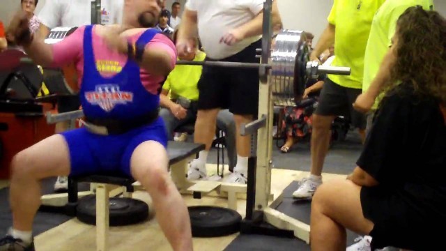 '25 July 2010 - Keystone Games at Vision Fitness - 1st attempt - 660 lbs'