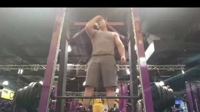 '350lb DEADLIFT @ PLANET FITNESS'