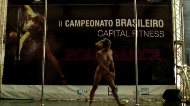 'CB Capital Fitness de Pole Dance 2015 - Monique Medeiros - Primeiro lugar (PROFISSIONAL)'