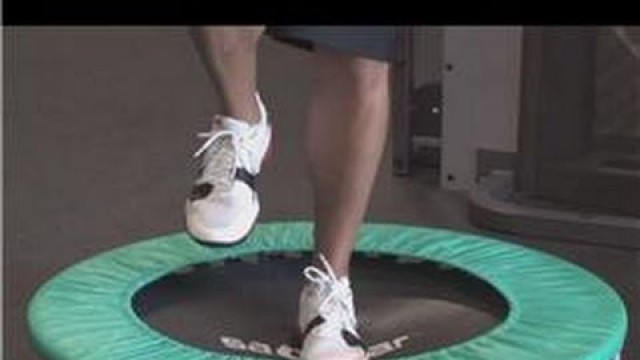 'Mini Trampoline Exercise : How to Use a Mini Trampoline for Exercise'