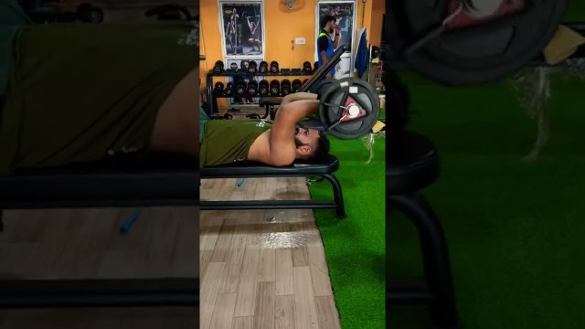 'Tricep ex-2 #short #fitness #workout #youtube #ytshorts #trending#viral #youtuber #ff #india #shorts'