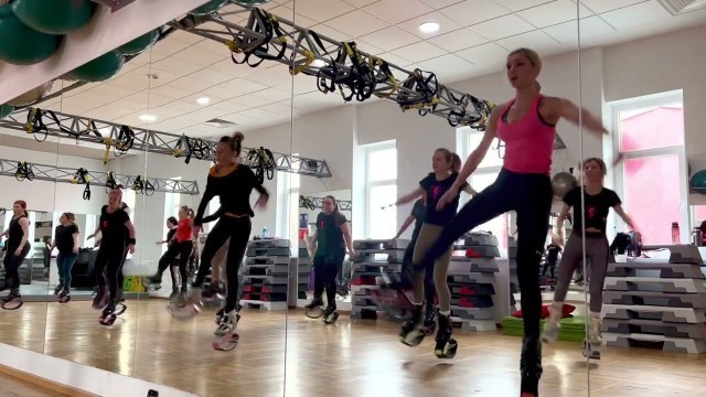 'Kangoo Jumps with @Mavrodineanu Andreea 