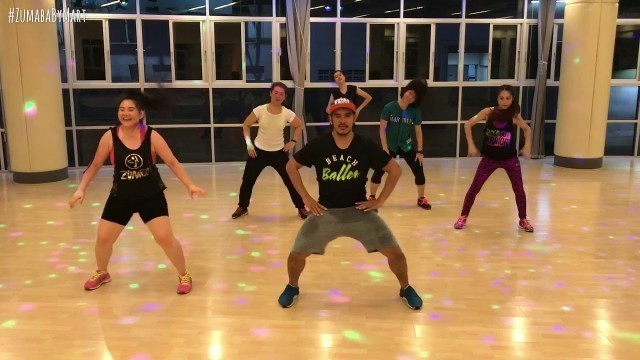 'Zumba Fitness - Funk Danca Do Alarme'