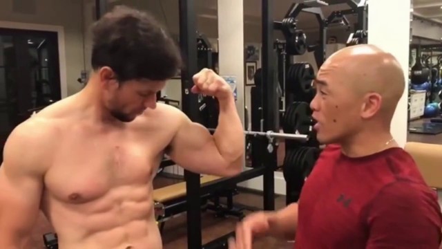 'Wonderland,Mark Wahlberg Training ,(2019)'