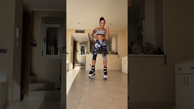 'Kangoo Jumps Home Workout #17'