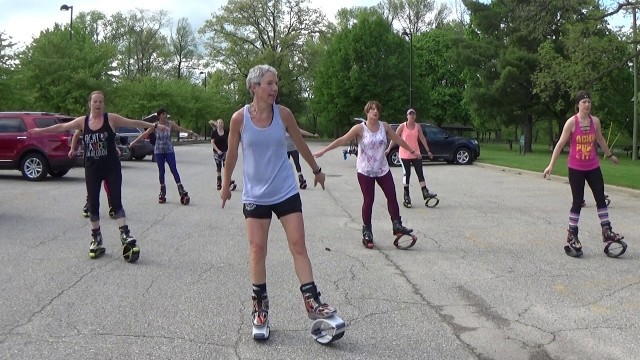 'Kangoo Jumps Dance Workout - Rock Me Amadeus'