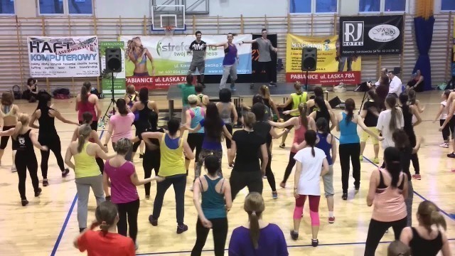 'Zumba Fitness - Bruno Mars - UPTOWN FUNK'