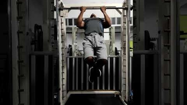 'CHIN-UP - تمرين العقلة #shorts #musculation #maroc #fyp #bodybuilding #fitness #pullup #pullups'