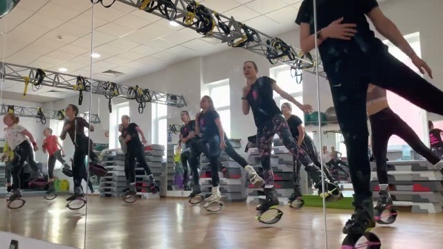 'Kangoo Jumps - 50 minutes Workout - Andreea Mavrodineanu'