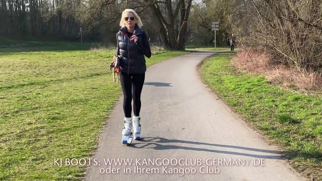 'KANGOO JUMPS JOGGING'