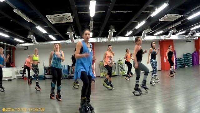 'Kangoo Jumps Master Class Oxana Mosescu Trainer'