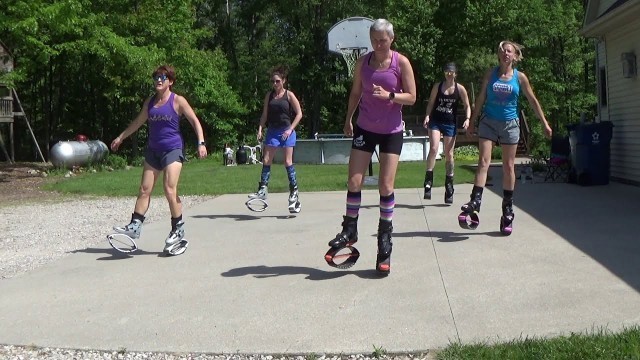 'Kangoo Jumps   Further UP'